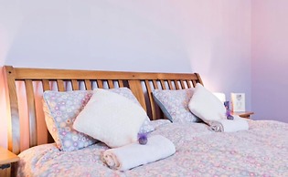 Modern Homestay Room near Dublin Airport