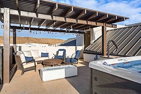 Vinnie's Beach House 6 Bedroom Home