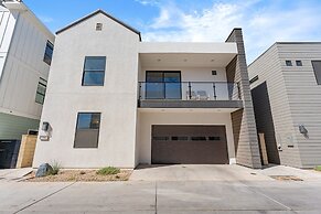 Vinnie's Beach House 6 Bedroom Home