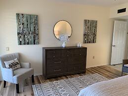 Garden Home With Mountain & Desert Views 2 Bedroom Home by RedAwning