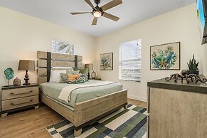 Reel 'em Inn - Oak St 3 Bedroom Home by RedAwning