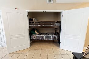 Sleepy Bear Getaway 1 Bedroom Condo by RedAwning