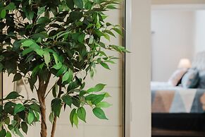 Sleepy Bear Getaway 1 Bedroom Condo by RedAwning