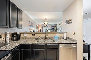 Sleepy Bear Getaway 1 Bedroom Condo by RedAwning