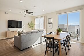 Drop It Like It's Hot 2 Bedroom Condo