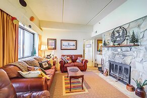 Sugar Mountain Resort Condo by Hiking & Wineries!