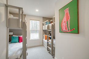 Fennville Vacation Rental: Seasonal Heated Pool!
