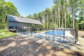 Fennville Vacation Rental: Seasonal Heated Pool!