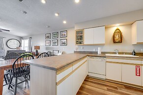 Lovely Branson Condo: On-site Golf & Fishing