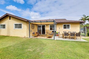 Sunny Oceanside Home w/ Patio, 5 Mi to Downtown!