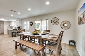 Sunny Oceanside Home w/ Patio, 5 Mi to Downtown!