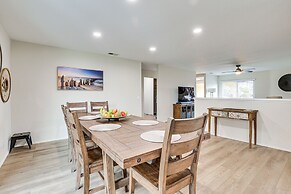 Sunny Oceanside Home w/ Patio, 5 Mi to Downtown!