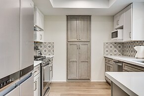 Sunny Oceanside Home w/ Patio, 5 Mi to Downtown!