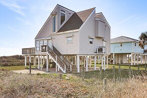 Galveston Beach House w/ Oceanfront Deck!