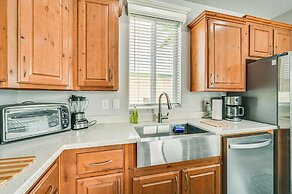 Yuma Home w/ Fire Pit & Outdoor Community Pool!