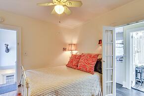 Athens Apartment: 2 Mi to University of Georgia!