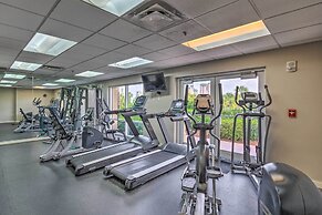 Destin Resort Studio w/ Pool - Walk to Beach!