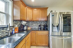 Maryland Home w/ Deck: 8 Mi to Washington, DC