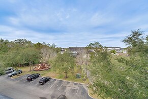 8 Mi to Disney Parks: Pet-friendly Davenport Condo