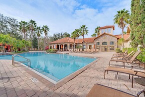 8 Mi to Disney Parks: Pet-friendly Davenport Condo