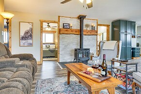 Idyllic Rye Cabin: Deck w/ Mountain Views!
