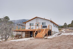Idyllic Rye Cabin: Deck w/ Mountain Views!