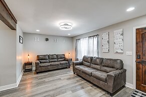 Family-friendly Home w/ Yard: 27 Mi to Nashville!