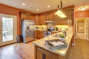 Talking Rock Home w/ Private Deck