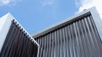 Summer of Surf Hostel Uluwatu