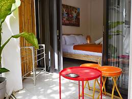 Summer of Surf Hostel Uluwatu