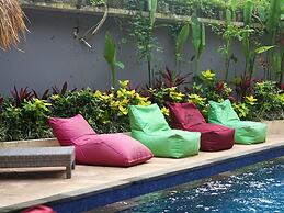 Summer of Surf Hostel Uluwatu