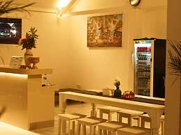 Summer of Surf Hostel Uluwatu