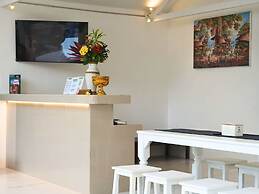 Summer of Surf Hostel Uluwatu