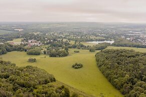 Belfry Quarters, Redhill