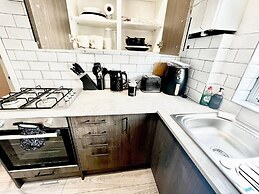 Beautiful 2-bed House in Watford