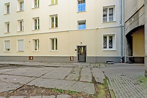 Dom & House - Podwale Staromiejskie