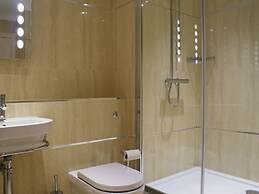 19 Burgh Island Causeway
