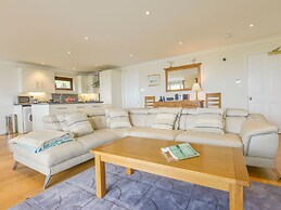 19 Burgh Island Causeway