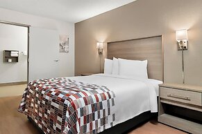 Red Roof Inn Auburn Hills