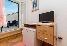 Mate 1 - 130 m From sea - R2 Roza