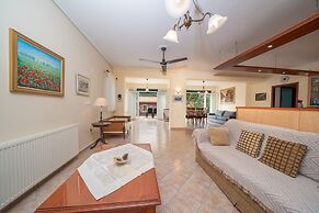 Faos Luxury Apartments 2