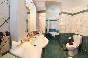 Faos Luxury Apartments 2