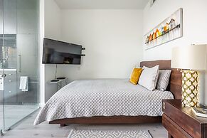 Charming Yorkville Condos