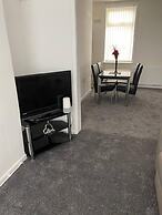 2 Bed House Near Anfield Stadium