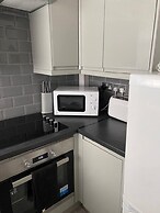 2 Bed House Near Anfield Stadium