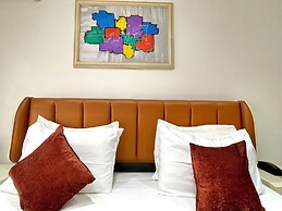 Glovis Luxury Apartments