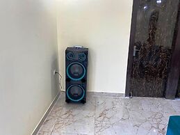 GoBravo 72 - 3BHK Farm with Pool & Garden Sec150 Noida