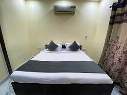 GoBravo 72 - 3BHK Farm with Pool & Garden Sec150 Noida