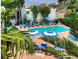 Room in B&B - Standard Double or Twin Room Overlooking Citara Bay