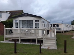 Inviting Beautiful 3-bed Caravan in Ingoldmells